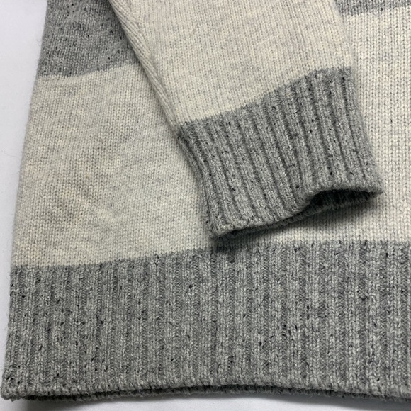 Gap Lambs Wool Shawl Neck Sweater Size Medium Grey/Beige - Picture 3 of 9